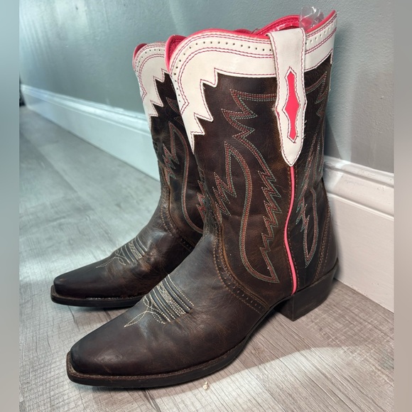 Ariat Calamity Women’s Boot - Picture 2 of 5